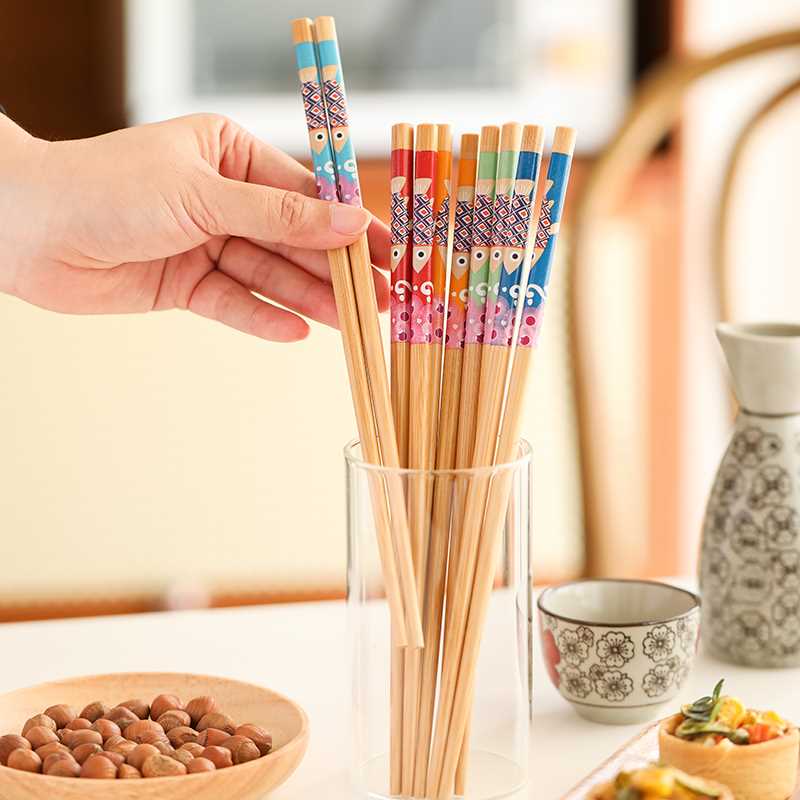 不同颜色富贵鱼卡通家用竹筷不易发霉24厘米创意酒店餐厅筷子餐具