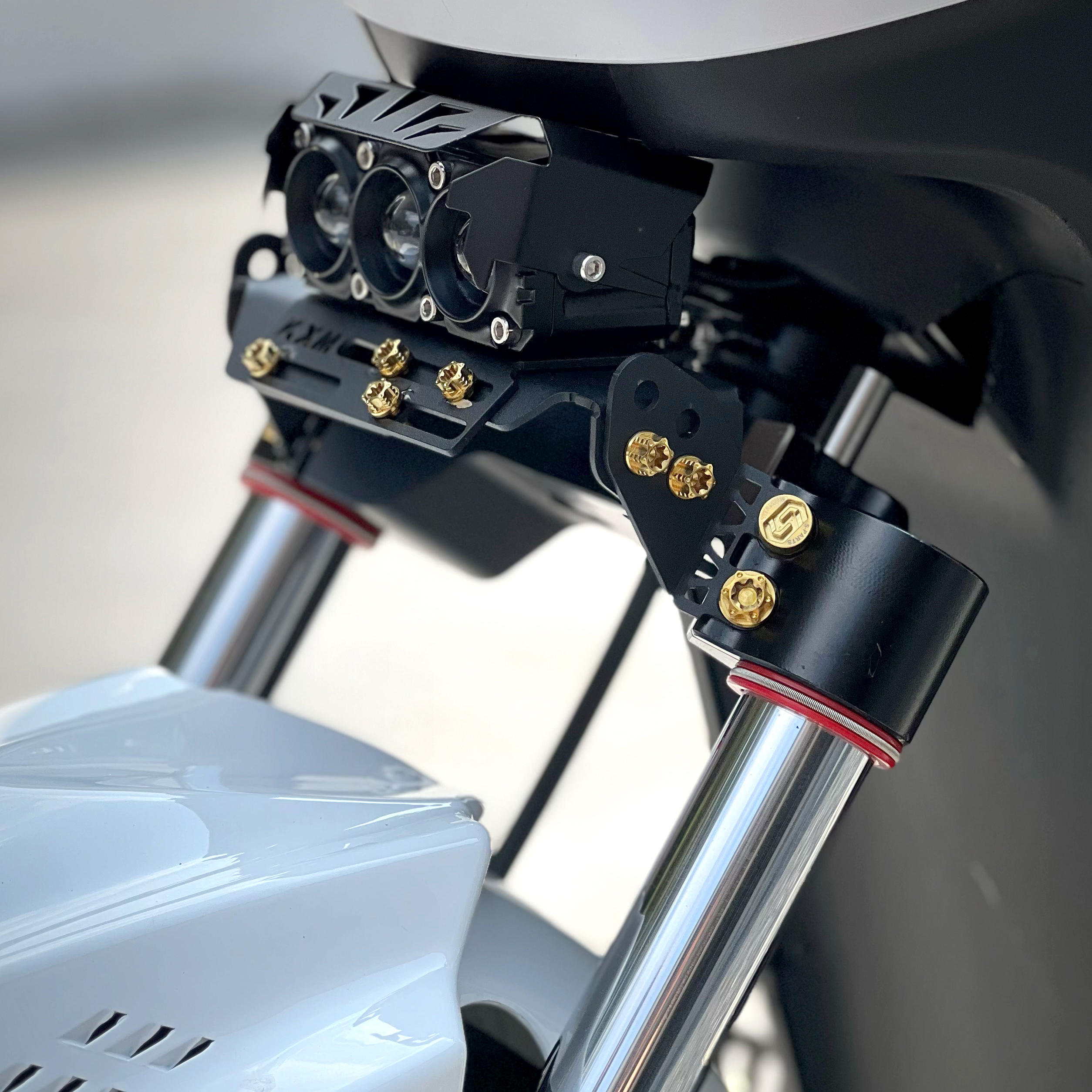 M6内梅花钛合金改装螺丝A3标准头电动车摩托车改装螺丝螺栓