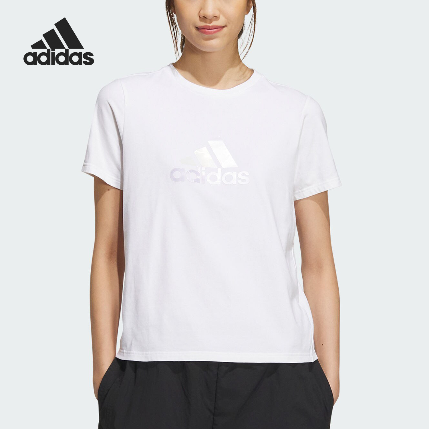 Adidas/阿迪达斯春季新款女士运动休闲短袖圆领T恤IZ3147