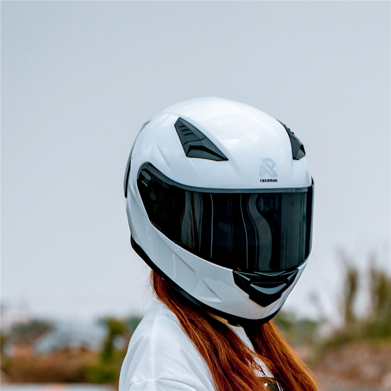 机车头盔电动摩托车头盔夏季蓝牙男女士全盔3C四季电瓶安全盔