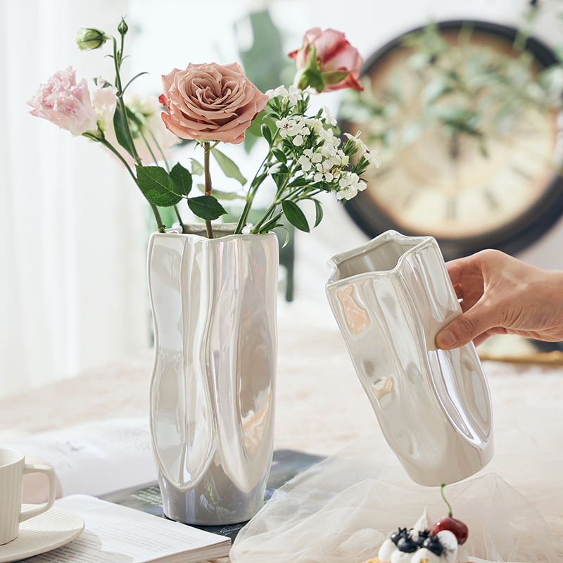 轻奢抽象曲面花瓶陶瓷水养北欧现代创意客厅餐桌干花插花装饰摆件