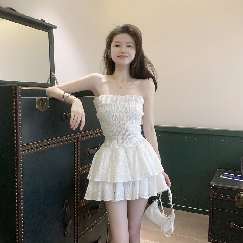 甜欲风裙子2023新款夏天穿的辣妹性感抹胸又纯又欲白色连衣裙短裙