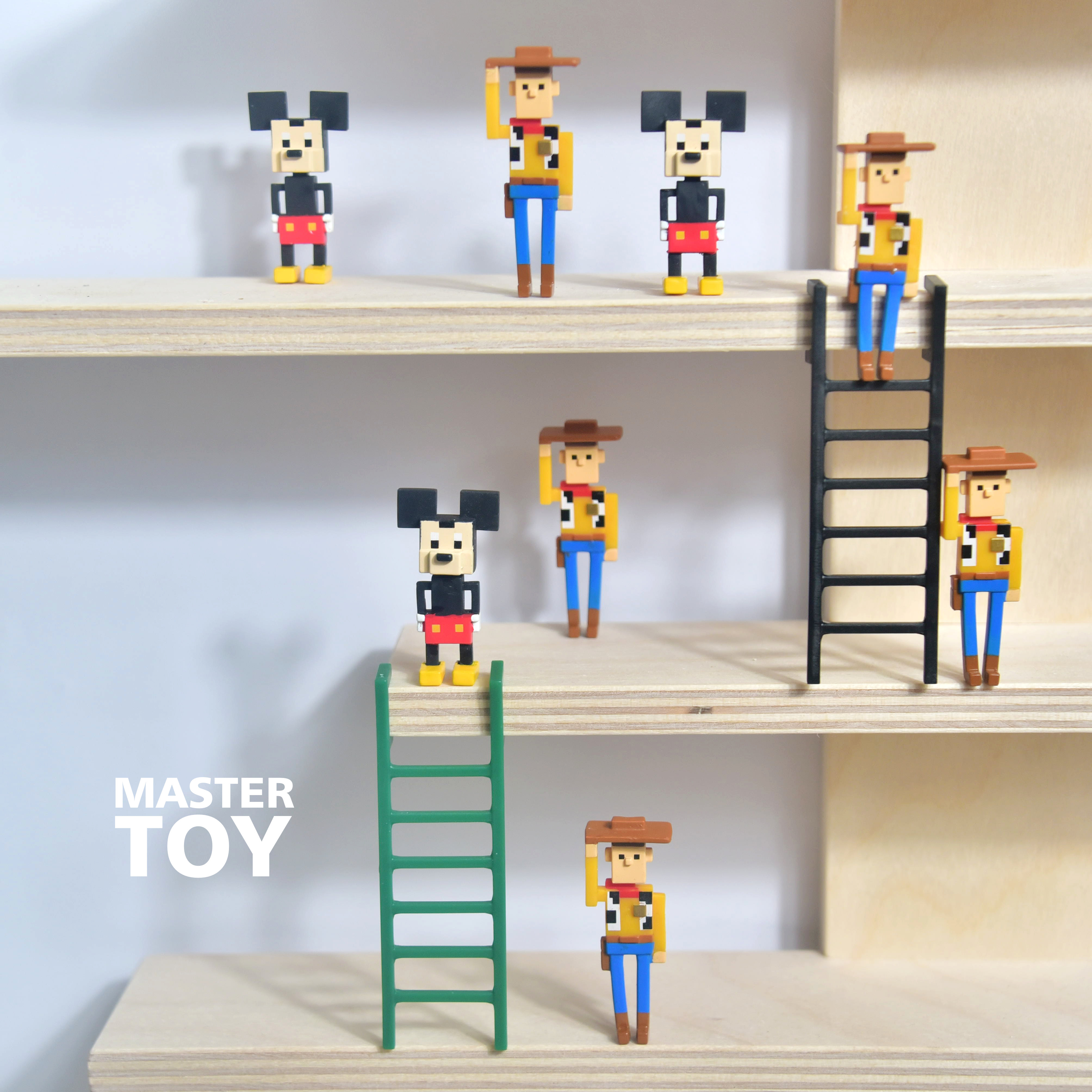 原单散货 玩具总动员 胡迪 米奇 天天过马路像素公仔模型摆件玩具