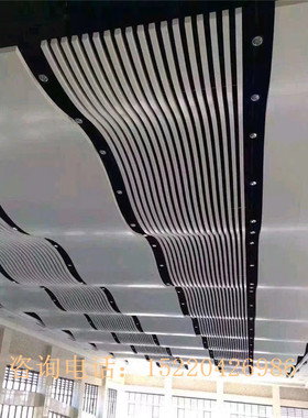 定制室内生态木异型方通格栅吊顶装饰弧形艺术拉弯型材木纹铝方管