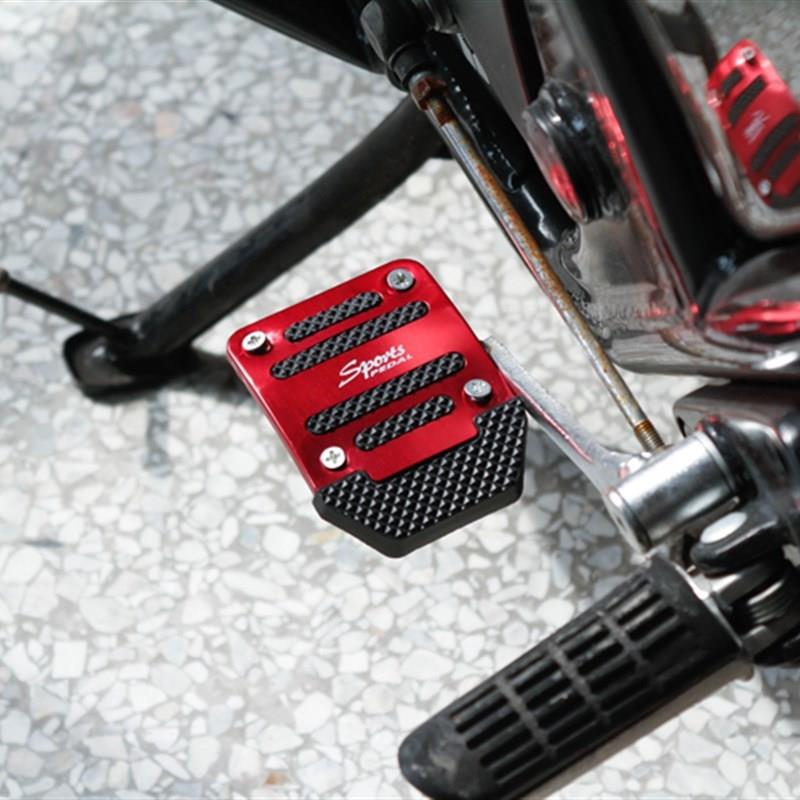EN125摩托车脚蹬改装脚踏配件大排量跑车脚垫装饰品个性刹车踏板
