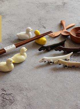 鸭子和腊肠狗丨趣味陶瓷可爱动物筷子餐具托卡通托摆件毛笔架筷架