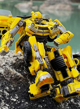 新双形态大黄蜂变形玩具正版擎天之柱金刚部分合金版男孩玩具汽车