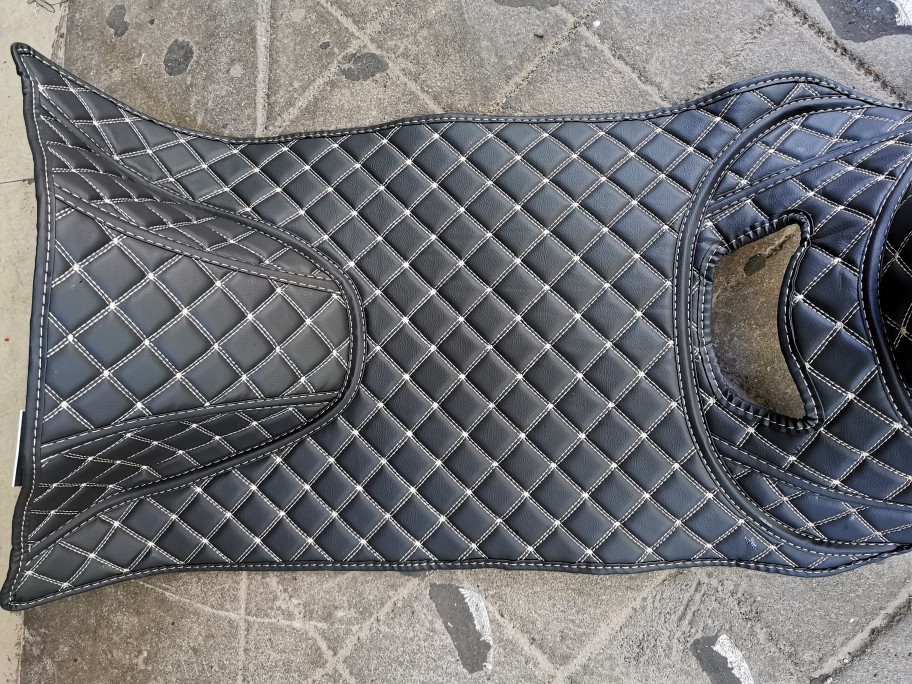 新款豪爵虎鲨vx125摩托车全包围脚垫座桶后尾箱前储物盒垫