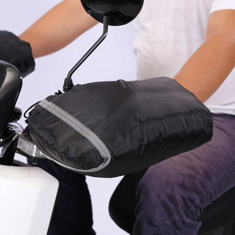骑行电动电瓶摩托车挡风护手罩手把套冬季防雨水寒加厚保暖棉手套