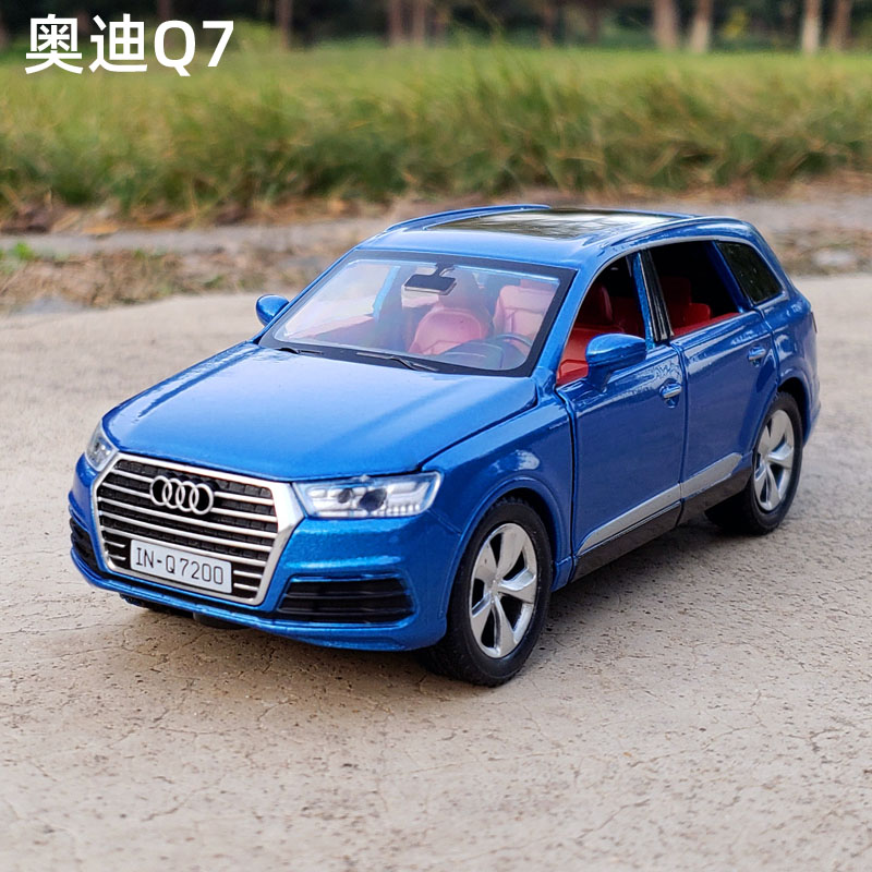 1:32奥迪Q7越野SUV合金汽车模型仿真金属车模摆件声光回力玩具车