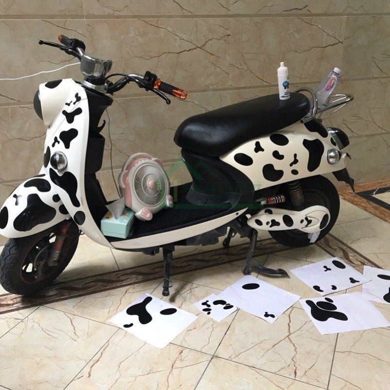 可爱奶牛车纹电动车车身贴纸小牛摩托车贴马桶浴缸旅行箱改装饰贴