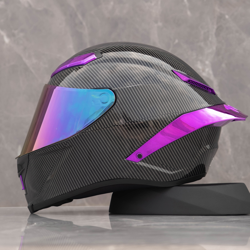 碳纤纹个性摩托车头盔四季通用男女机车赛车酷武士大电镀尾翼全盔