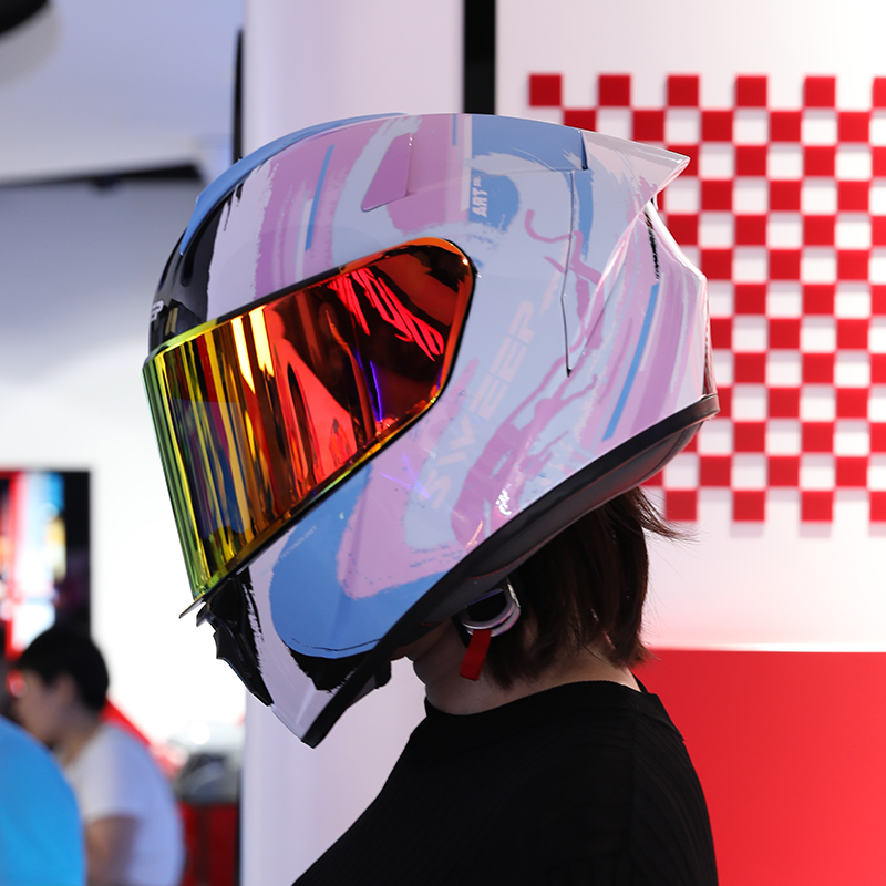 SWEEP头盔摩托车头盔女个性男碳纤维机车全盔超轻大尾翼四季通用