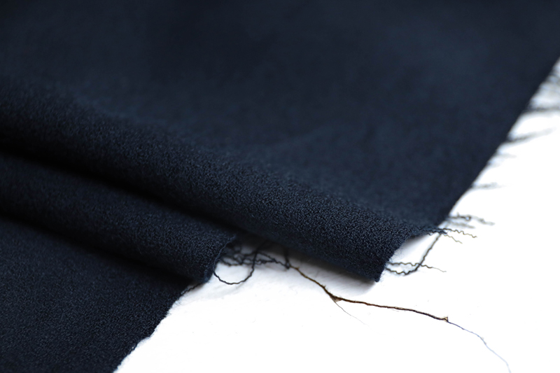 日本进口薄款细腻藏青色女士呢绉纱麻纱精纺纯羊毛设计师西装布料