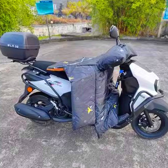 豪爵本田雅马哈125踏板摩托车挡风被冬季保暖罩加长加宽加厚防雨