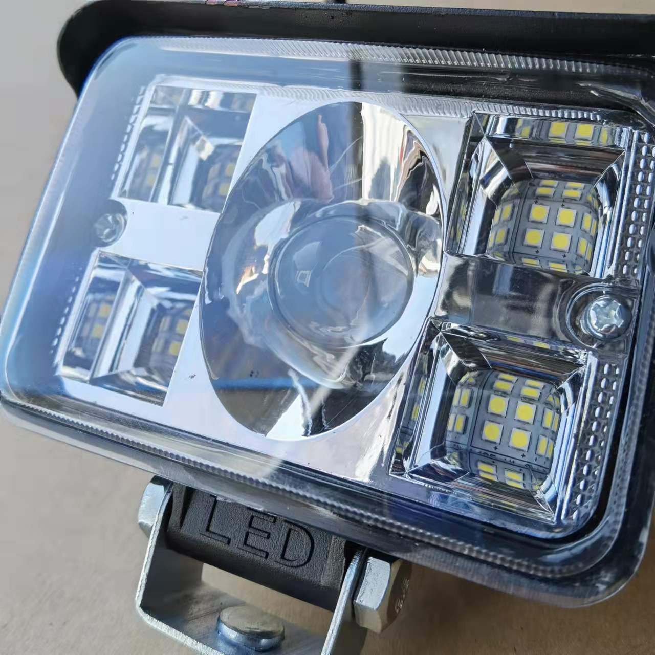 透镜led射灯汽车改装远光聚光强光超高亮摩托车直射防水激光大灯