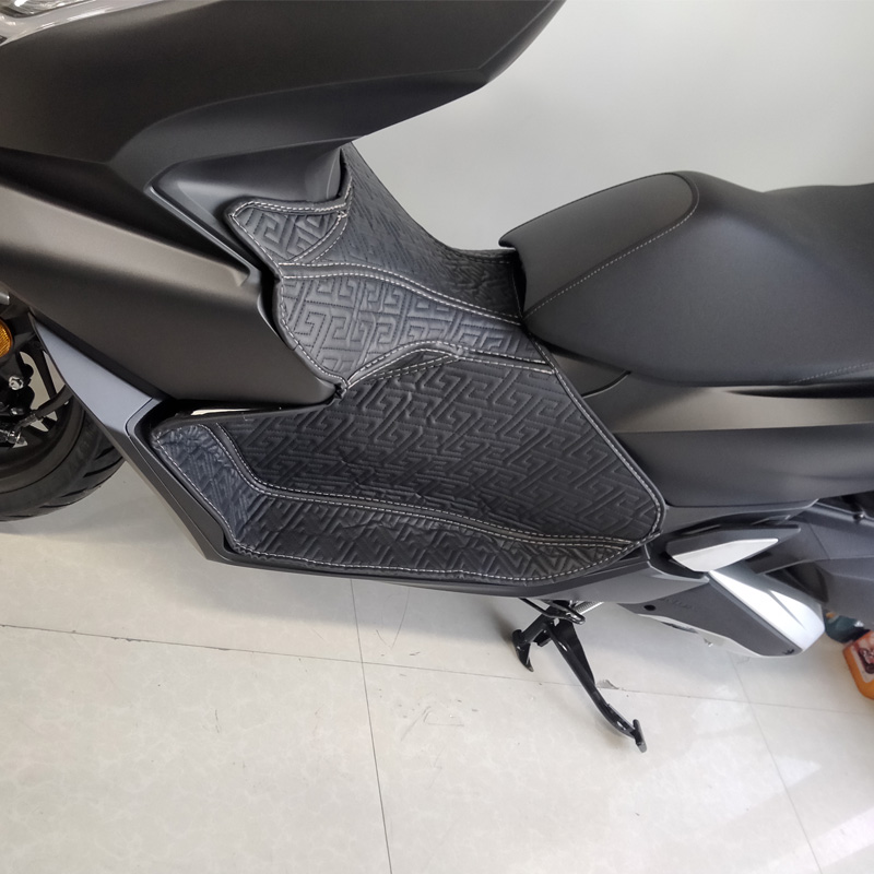适用本田PCX160 21年 pcx160摩托车脚垫脚踏垫全包围脚垫改装配件