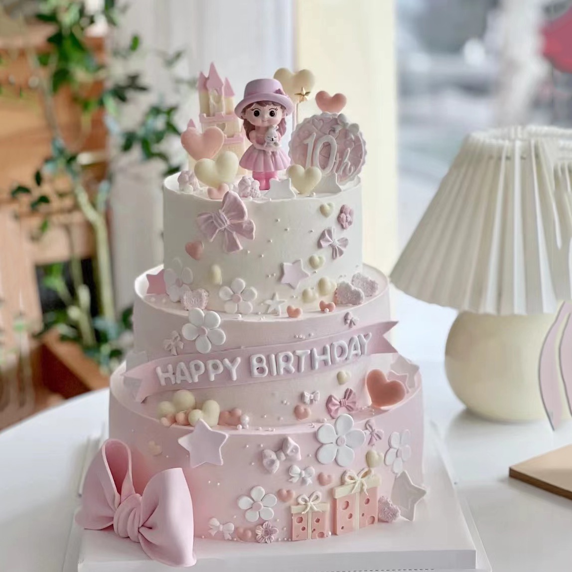 儿童蛋糕装饰摆女孩子生日插件可爱粉色抱熊女生娃娃摆件小公主