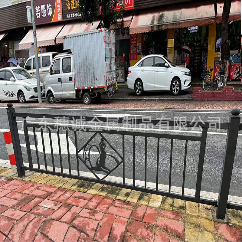 供应珠海城市标志渔女护栏黑色烤漆广州塔道路锌钢围栏可按图生产