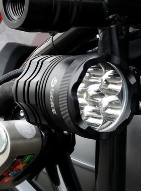 高端摩托车射灯改装配件超亮强光一对LED开道爆闪灯铺路辅助灯