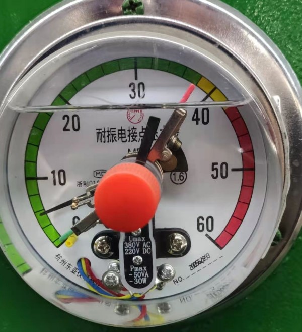 杭州东亚仪表YNXC100ZT耐震耐振抗震电接点压力表40 60MPa油压表