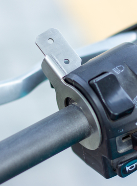 电动摩托车踏板改装射灯喇叭双闪按钮手把开关不锈钢支架配件通用