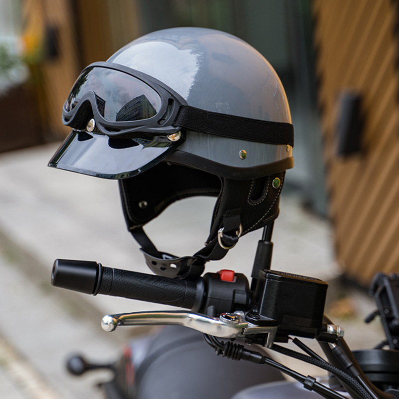 日式复古机车头盔男女小盔体哈雷瓢盔网红同款电动摩托车安全半盔