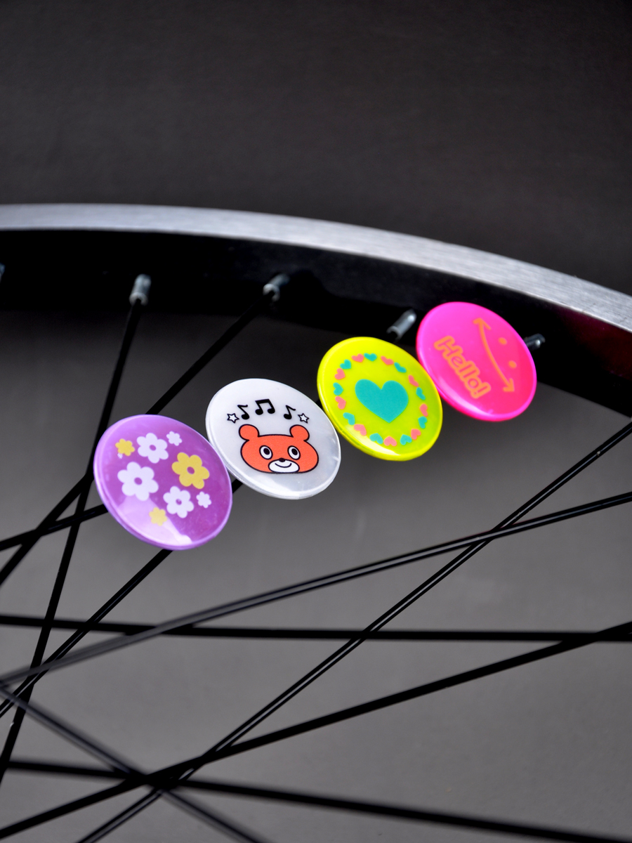 外贸环保优贝迪卡侬儿童自行车滑行车轮装饰物可爱荧光片杭州发货
