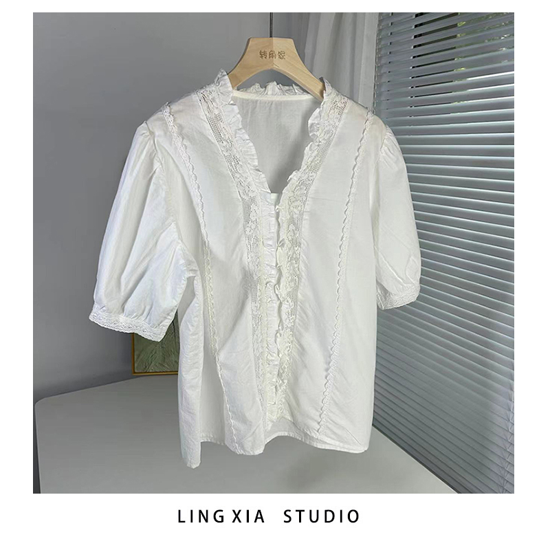 法式V领漂亮小衫女短袖设计感蕾丝镂空衬衫夏款纯棉减龄白色衬衣