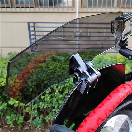 摩托车通用改装小挡风玻璃加高可调节加装配件调升降风防风筝割线