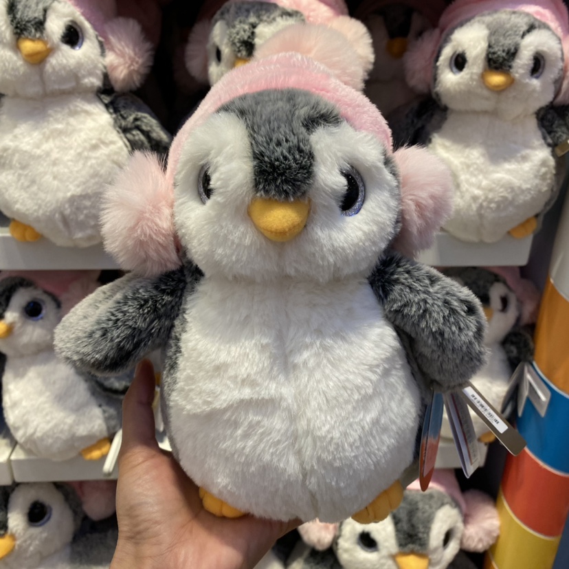 珠海长隆纪念品海洋王国热销款雪帽企鹅囡囡毛公仔毛绒娃娃玩具
