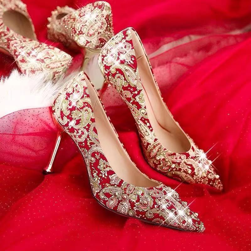 秀禾婚鞋女2022年新款红色高跟鞋中式结婚鞋子不累脚新娘水晶鞋