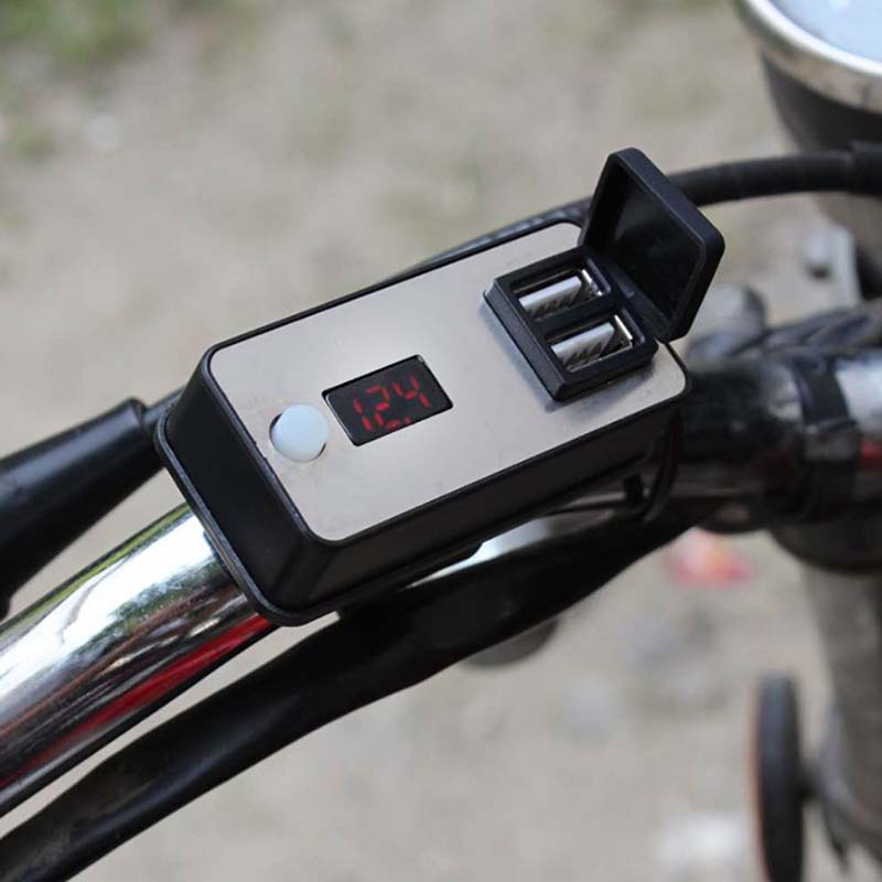汽车摩托车带支架12v电瓶转手机充电器双USB口车载改装防水通用款