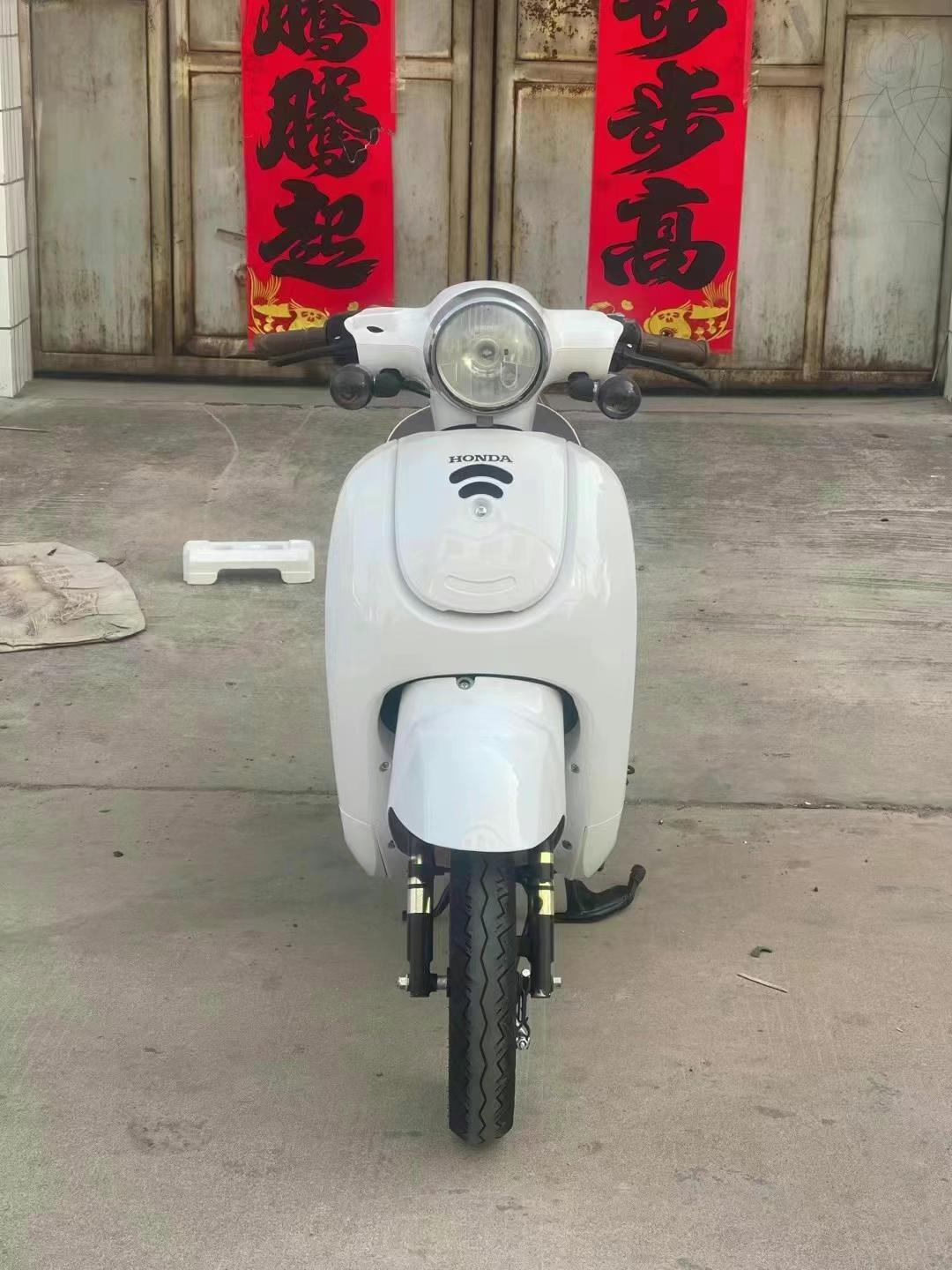 本田小龟摩托车