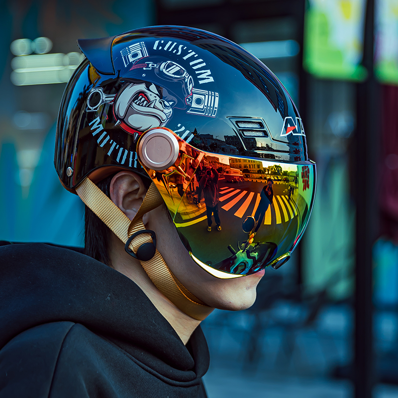 艾狮3C认证电动车摩托车头盔夏季男女士四季通用半盔安全帽电瓶车