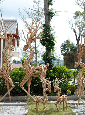 室外手工大型木质落地抽象鹿雕塑园林景观庭院花园售楼部装饰摆件