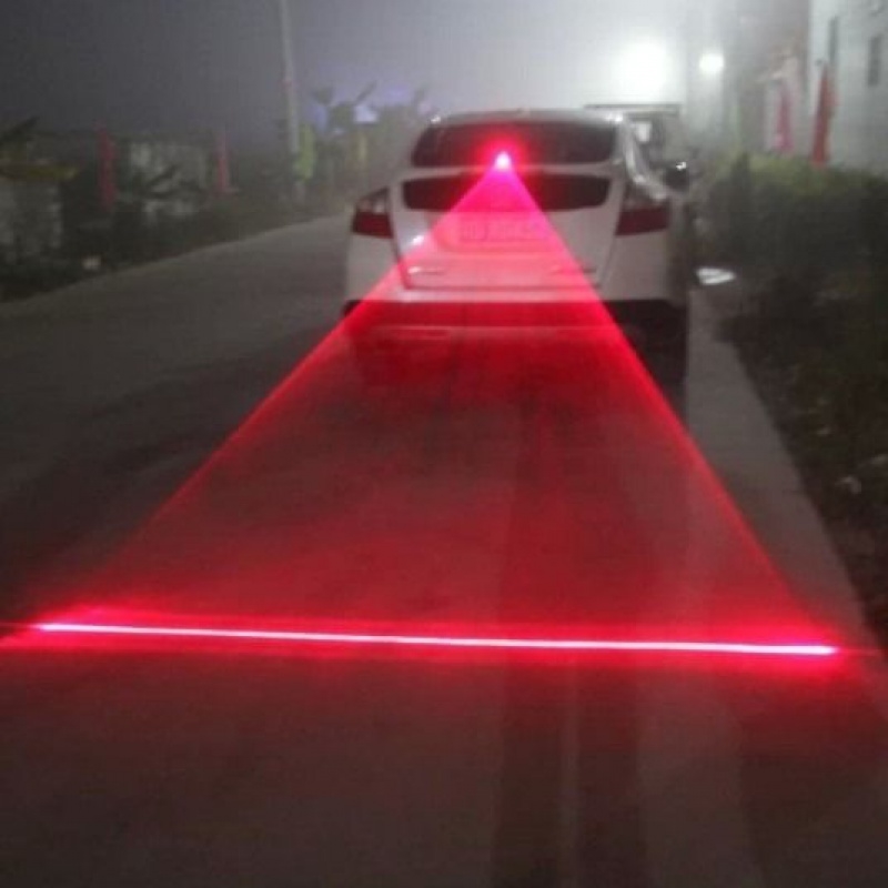 摩托车汽车红外线灯激光灯12V安全灯警示灯一字尾灯防雾防追尾灯