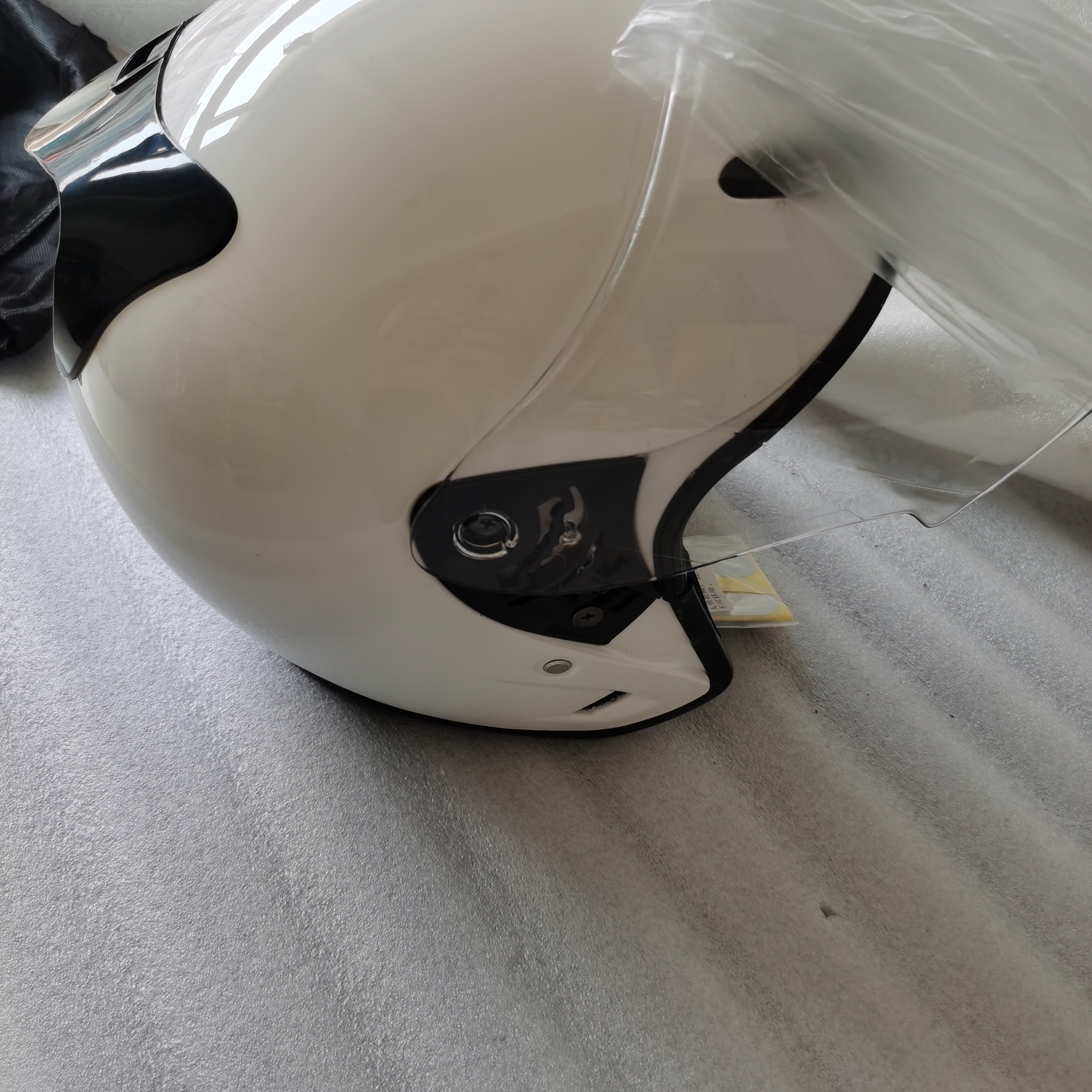 适用铃木摩托车头盔 电动车安全帽  镜片支架配件 男女四季大半盔