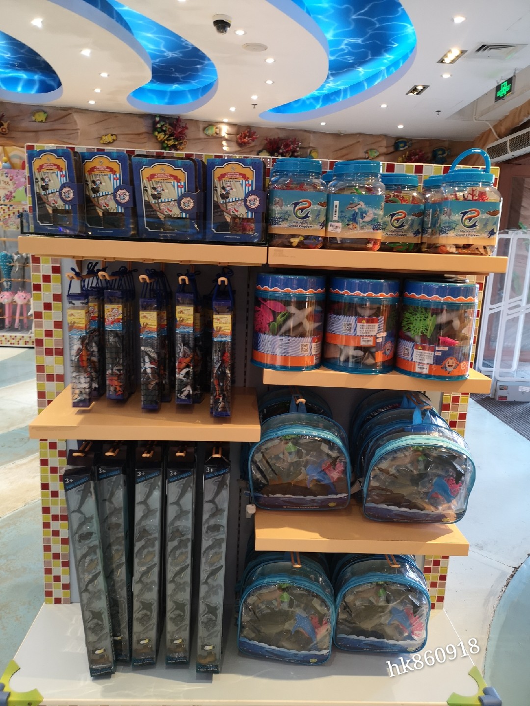 珠海广州长隆海洋王国纪念品 大桶装PVC海洋动物玩具 玩具公仔