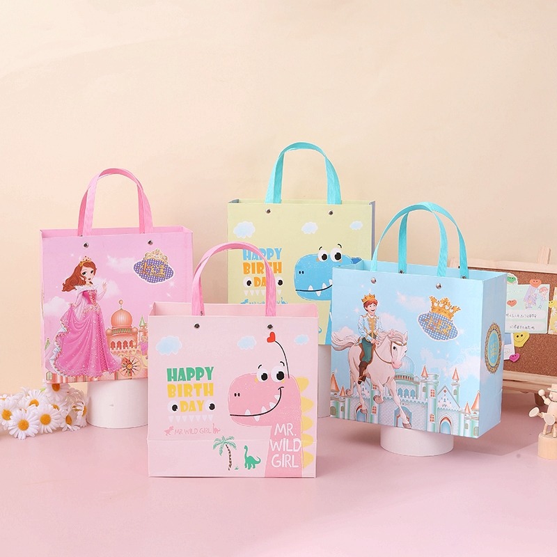 宝宝卡通手提礼品袋生日可爱礼包装61六一儿童节学校幼儿园礼物袋