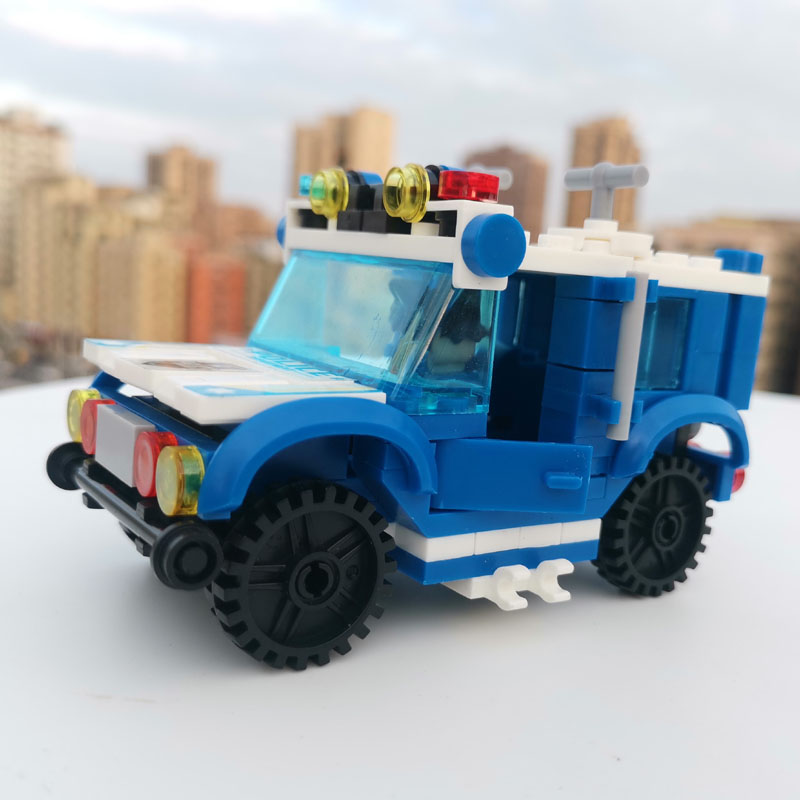 中国积木警察直升机警车越野车巡逻车摩托车机甲人仔积木拼装玩具