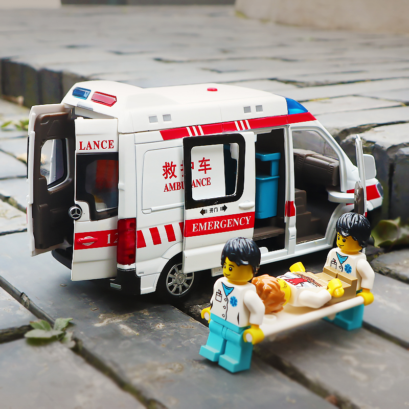 120救护车玩具车男孩合金车小汽车模型车仿真摆件儿童警车急救车