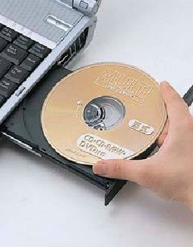 日本sanwa光驱磁头清洗碟光驱头清洁盘片湿式清洁盘dvd电脑车载cd机导航仪光头清洗维修复活汽车CD播放器光驱