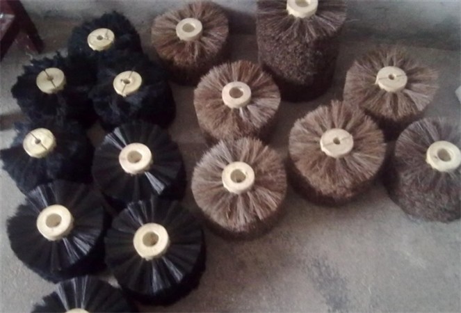 新品清洗毛刷辊毛刷轮抛光轮打磨轮钢丝刷生产各种异型毛刷辊