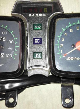 轻骑铃木摩托车配件老款新款GS125/仪表/里程表公里转速表