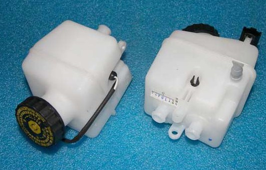 奇瑞艾瑞泽7 开瑞优优 制动储液罐总成 刹车液压油壶带盖