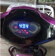 汽车电瓶车摩托车改装12v48v60v72v96v150v显示LED电量数字电压表