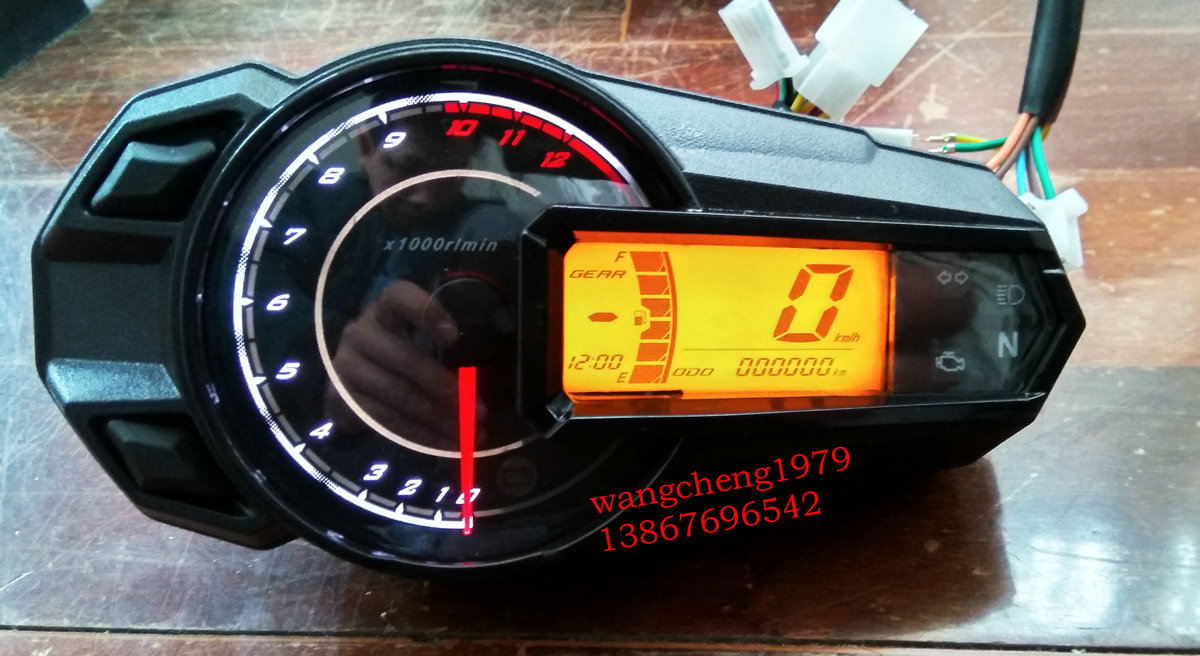 摩托车宝雕F2改装液晶仪表时速转速可调N1-6档转速油量表自检一圈