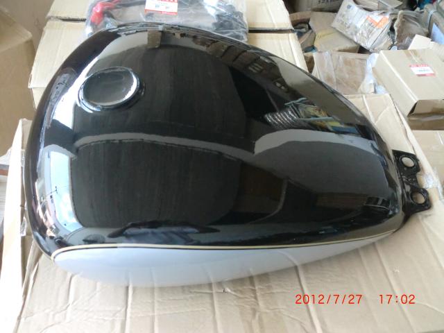 摩托车配件适用于铃木小太子GN125-2F 燃油箱 汽油箱（珍珠黑色）
