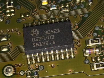 30521 奔驰272/273发动机电脑板易损常用点火驱动芯片